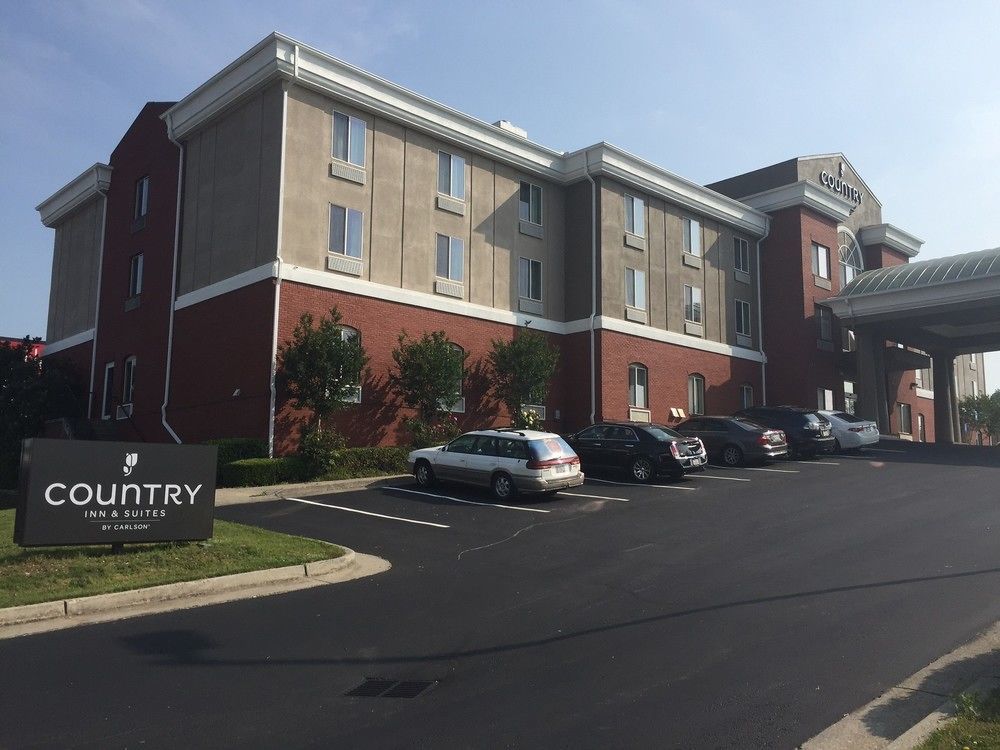 Hotel Spark By Hilton Commerce, Ga 3*